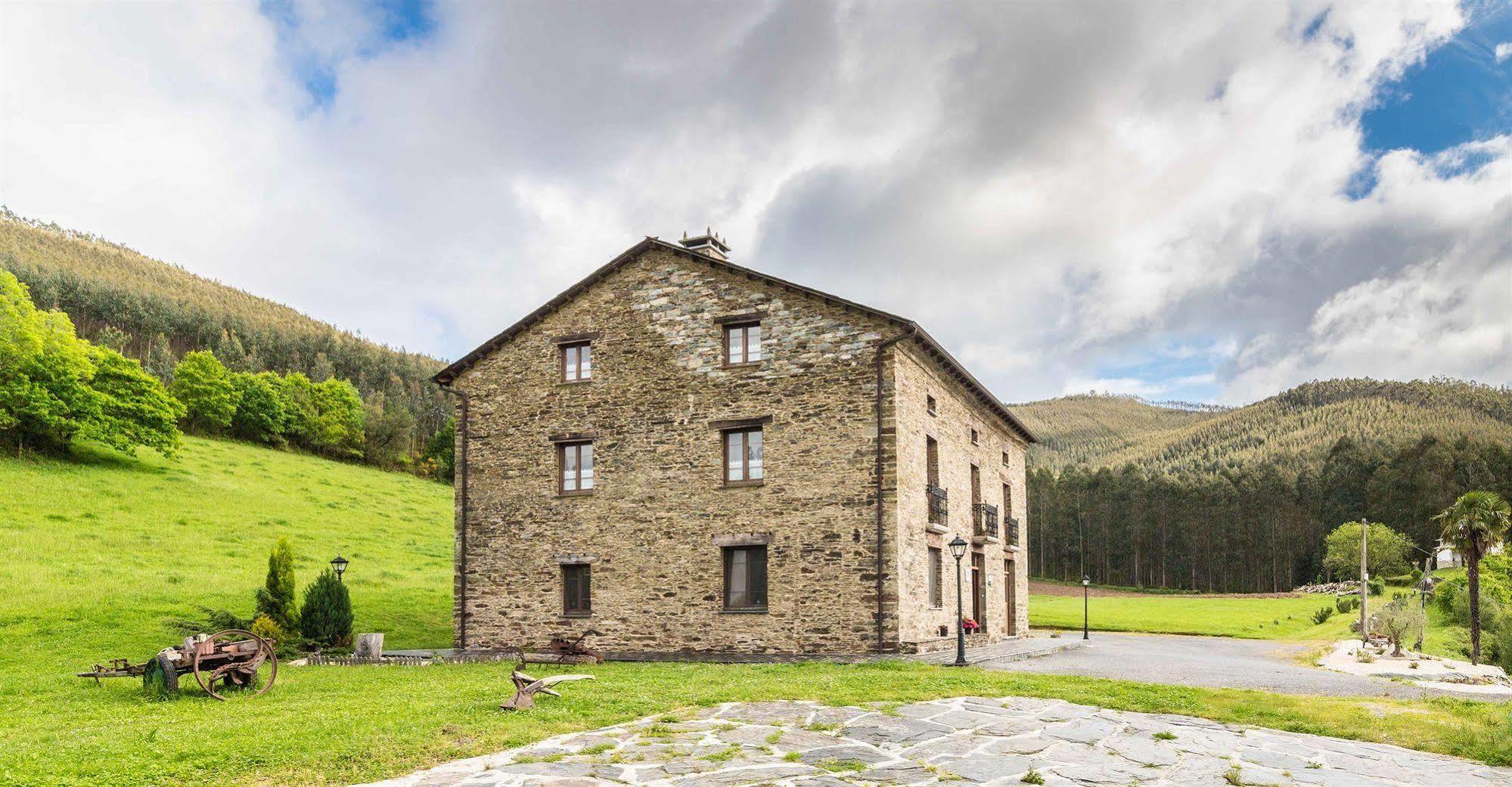 Finca O Bizarro Trabada Екстер'єр фото